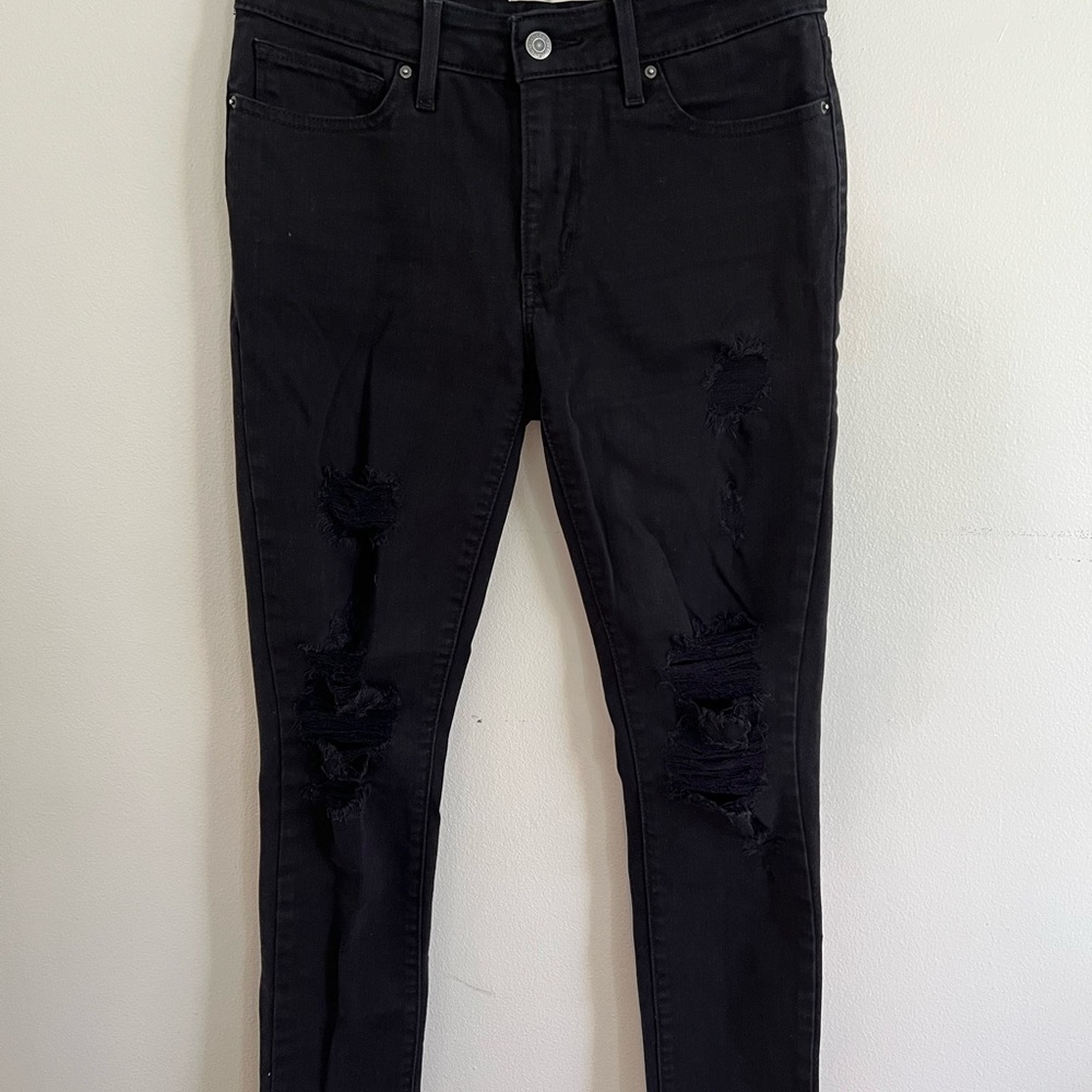 Levi’s Black Distressed 711 Skinny Jeans - 27